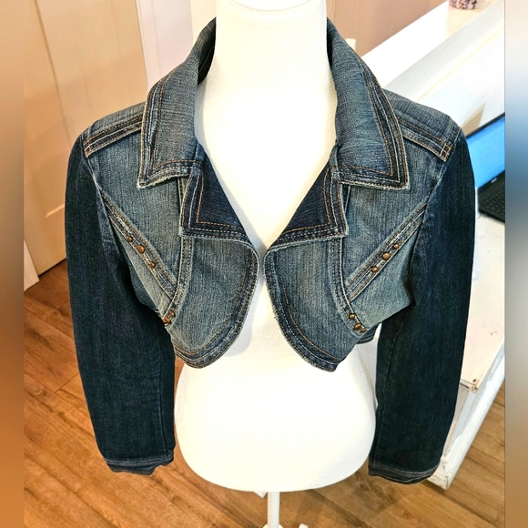 Barely Worn- HAMMER JEANS - Short Shrug style distressed Jean Jacket- Size L - Picture 2 of 5